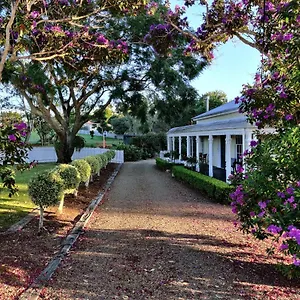 Sunshine Coast hotels &amp; apartments, all accommodations in Sunshine Coast