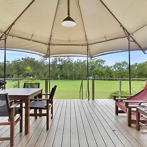Sunshine Coast hotels &amp; apartments, all accommodations in Sunshine Coast