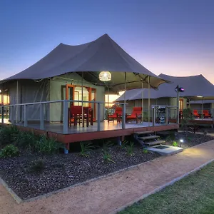 Sunshine Coast hotels &amp; apartments, all accommodations in Sunshine Coast